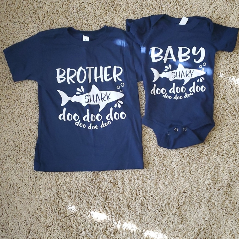 Brother shark/baby shark matching set